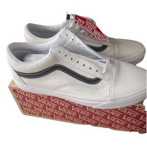 Vans Old Skool White Leather Sneakers
New Size: 10M or 12W